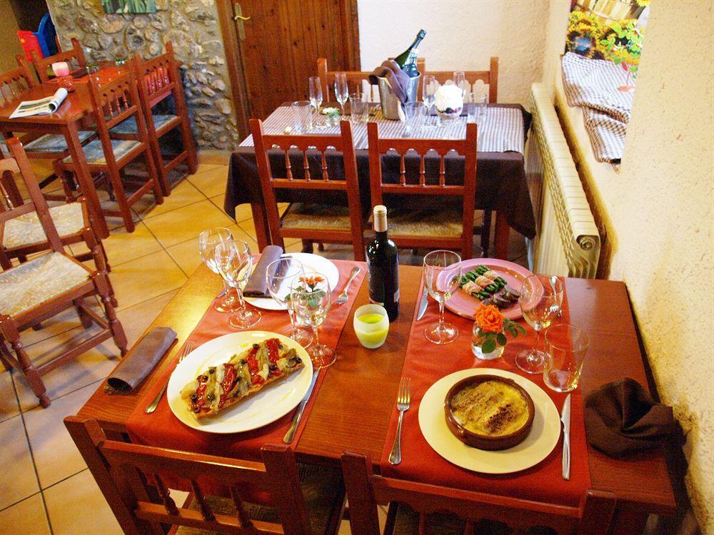 Hotel Cal Rei De Tallo Bellver De Cerdanya Exterior photo